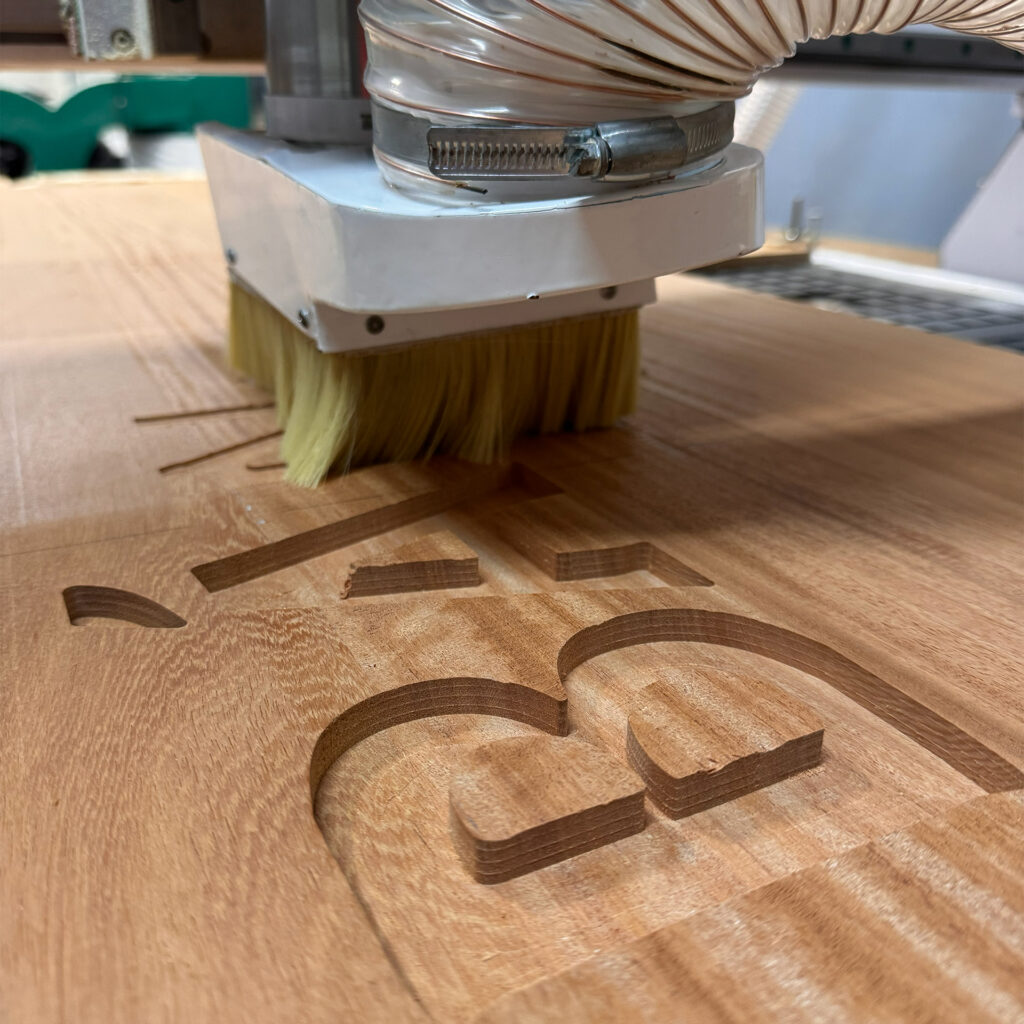 Fresado de letras cartel